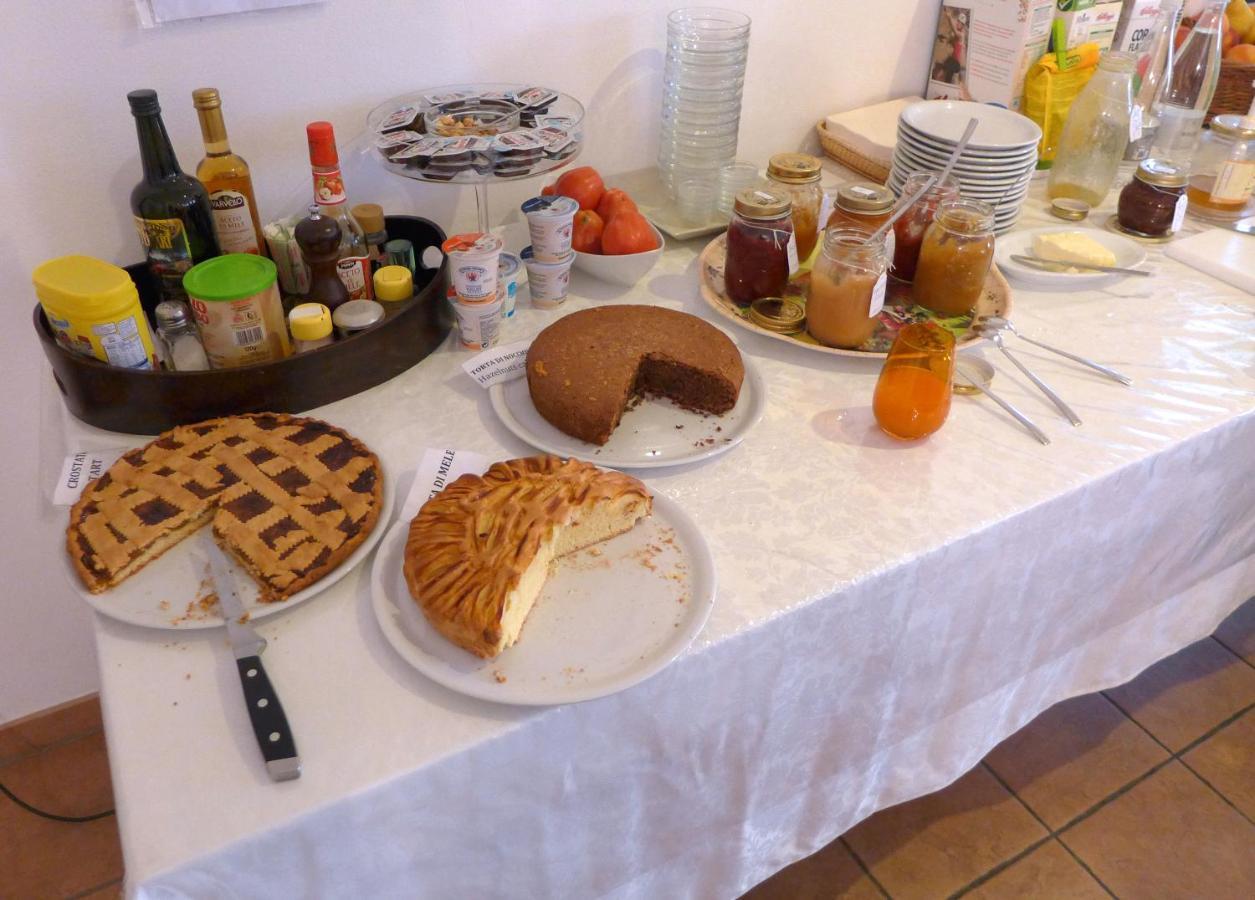 Agriturismo Le Viole 바롤로 외부 사진